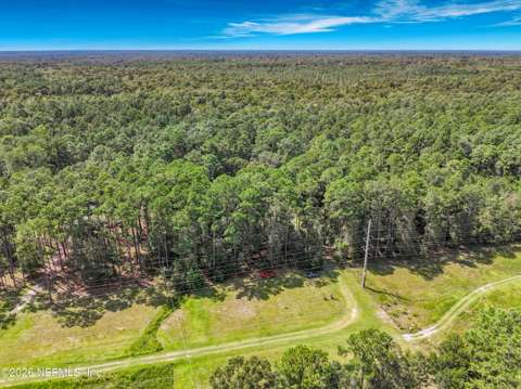 7980 Quail Cove Lane, home for sale in Jacksonville 32244