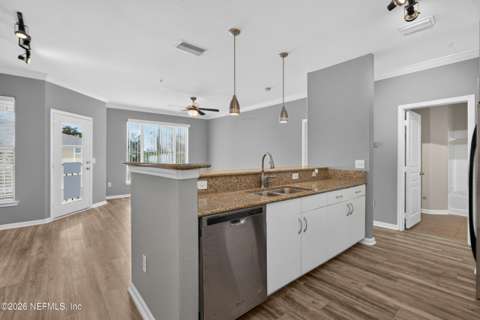 8290 Gate Parkway #817, home for sale in Jacksonville 32216