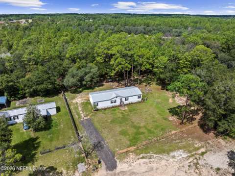 141 Cherokee Drive, home for sale in Interlachen 32148