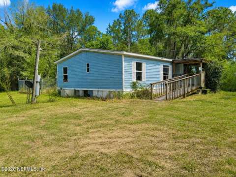 106 Lake Shore Road, home for sale in Interlachen 32148