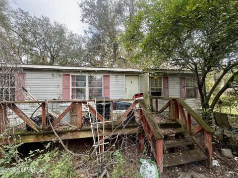 542 Cordell Avenue, home for sale in Interlachen 32148