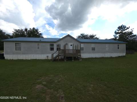 633 Marion Avenue, starter home for sale in Interlachen