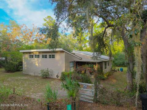 112  Pennsylvania Ave Avenue, home for sale in Satsuma 32189