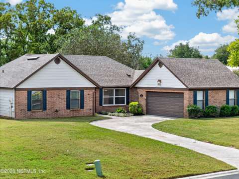 2527 Sandlewood Circle, home for sale on Sandlewood Circle