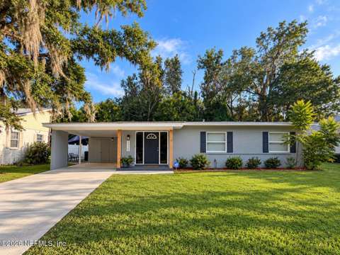 1122 W Pratt Street, home for sale in Starke 32091