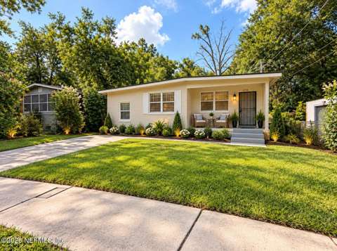 1558 W 31St Street, home for sale on W 31St Street