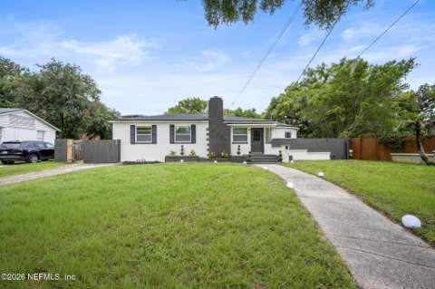 2290 Larchmont Road, home for sale on Larchmont Road