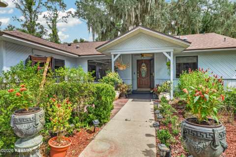 657 SE 2Nd Avenue, home for sale in Melrose 32666