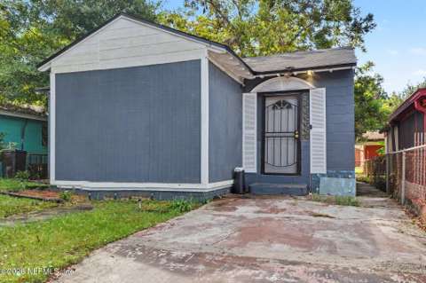 1534 W 13Th Street, home for sale on W 13Th Street