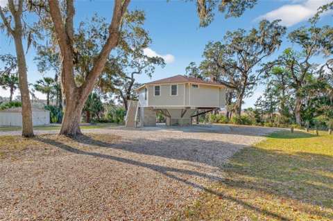 1368 NE Woodstork Way, waterfront for sale in Townsend