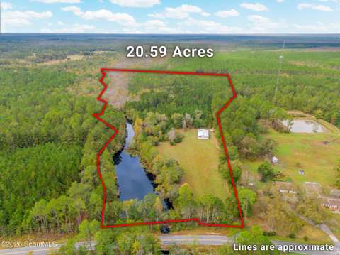 1690 Smith Road, home for sale in Waycross 31503