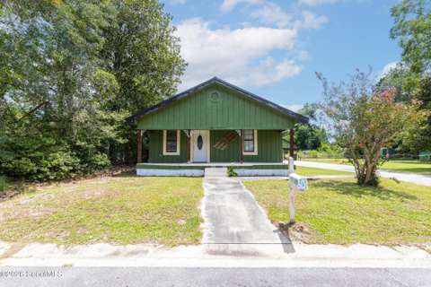 1801 Creswell Street, home for sale in Waycross 31503