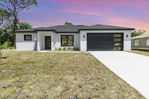 435 Goldsmith Avenue, pool for sale in Palm Bay