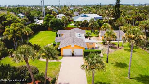 702 Oak Street, 4-bedroom for sale in Melbourne Beach