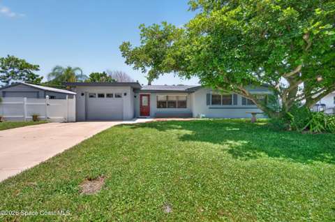 2135 S River Road, pool for sale in Melbourne Beach