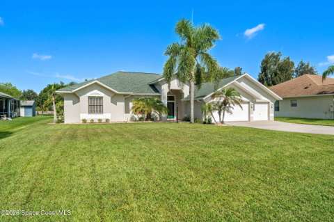 3410 Brahman Avenue, pool for sale in Rockledge