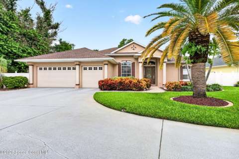 2622 Canary Isles Drive, home for sale in Melbourne 32901