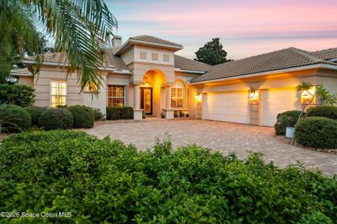 1444 Arundel Way, pool for sale in Melbourne