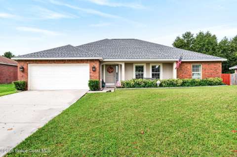 143 Palm Circle, home for sale on Palm Circle
