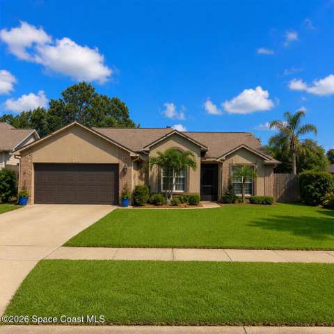915 Yorktowne Drive, home for sale on Yorktowne Drive
