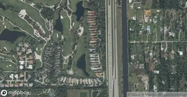 Aerial view of Edgewood Cottages
