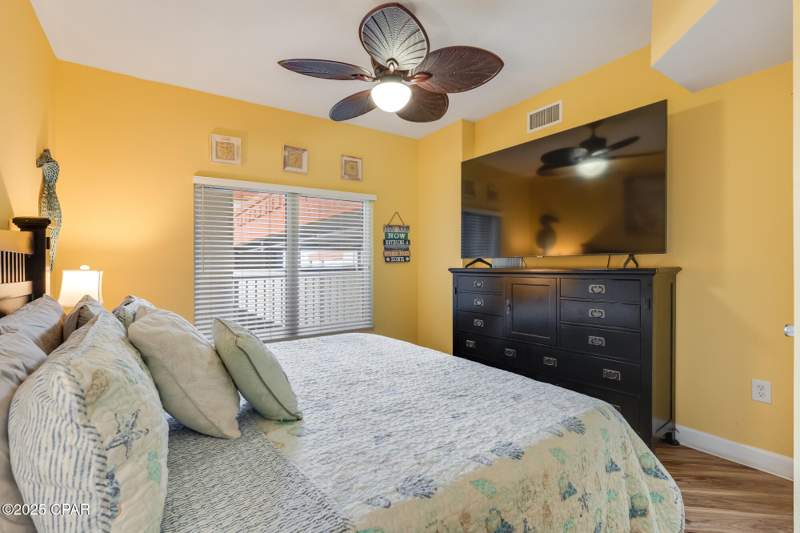 1 bedroom Condominium at 9900 Thomas Drive 1110, Shores Of Panama, Panama City Beach — photo 5