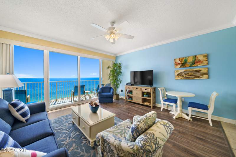 1 bedroom Condominium at 9450 S Thomas Drive 1107D, Boardwalk Central, Panama City Beach — photo 2