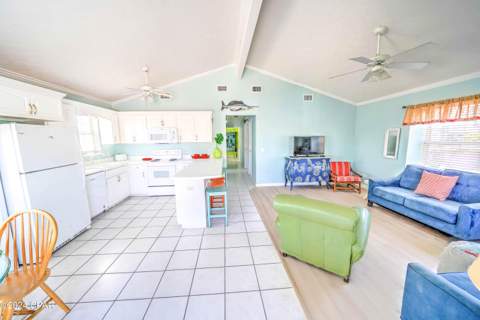 171 Marlin Drive S, Panama City Beach FL - photo 7 of 39