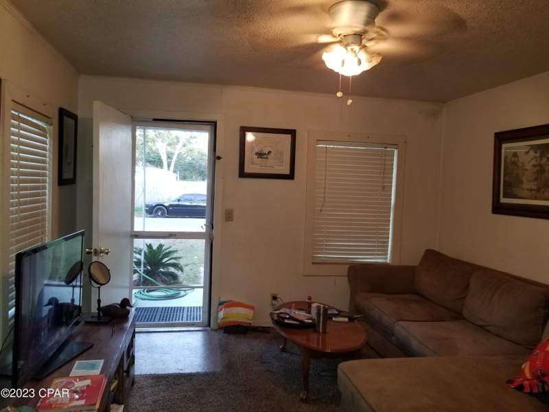 2 bedroom SingleFamilyResidence at 1565 Chandlee Avenue, Chandlee 3rd Add, Panama City — photo 2