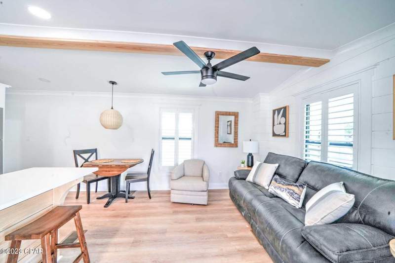 1 bedroom ManufacturedHome at 575 Grouper Avenue, Venture Out Travel Trail, Panama City Beach — photo 3