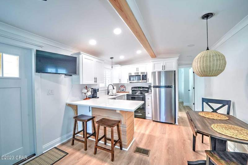 1 bedroom ManufacturedHome at 575 Grouper Avenue, Venture Out Travel Trail, Panama City Beach — photo 5