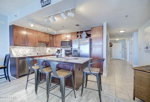 9860 S Thomas Drive 1121, Panama City FL - photo 8 of 67