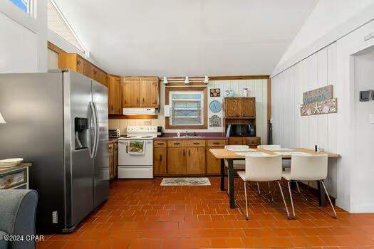 2 bedroom SingleFamilyResidence at 208 3rd Street 1/2, Sunnyside, Panama City Beach — photo 4