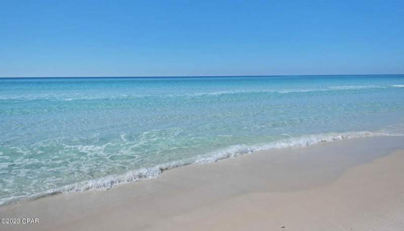 1 bedroom Condominium at 4715 Thomas 309 B Drive 309B, The Commodore, Panama City Beach — photo 2