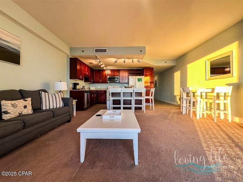 1 bedroom Condominium at 9860 Thomas Dr 1819, Laketown Wharf, Panama City Beach — photo 5