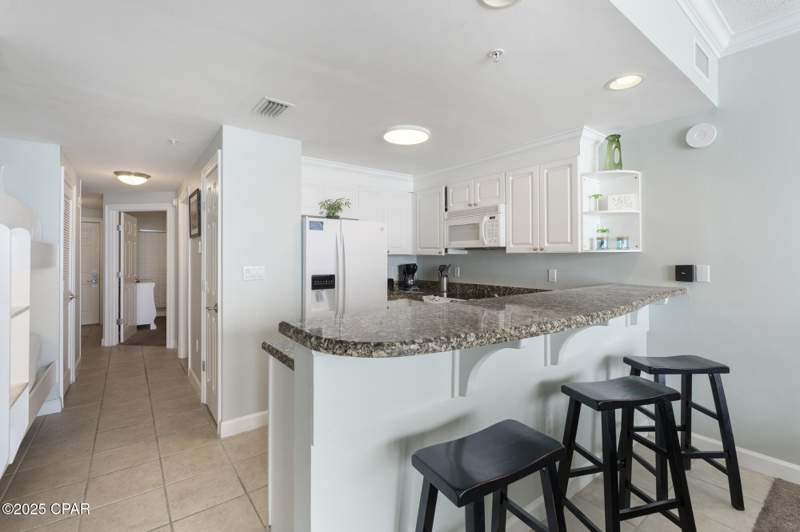 1 bedroom Condominium at 9450 S Thomas Drive 507D, Boardwalk Central, Panama City Beach — photo 2