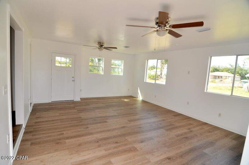 3 bedroom SingleFamilyResidence at 802 College Avenue, Shermans 2nd Add, Panama City — photo 4
