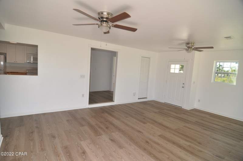 3 bedroom SingleFamilyResidence at 802 College Avenue, Shermans 2nd Add, Panama City — photo 5