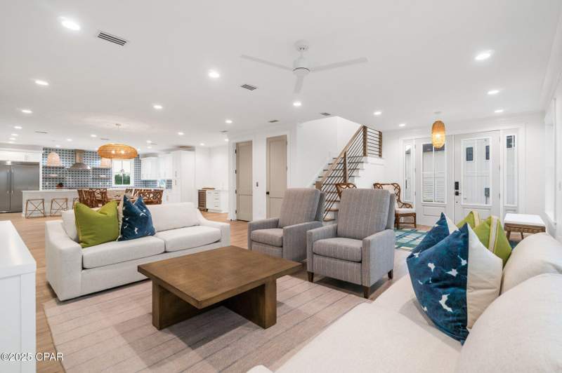 5 bedroom SingleFamilyResidence at 201 E Sugar Sand, Sugar Sand, Mexico Beach — photo 5