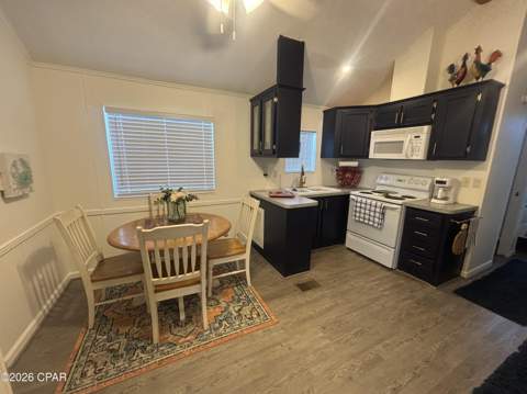 1219 Thomas 203, Panama City Beach FL - photo 10 of 47