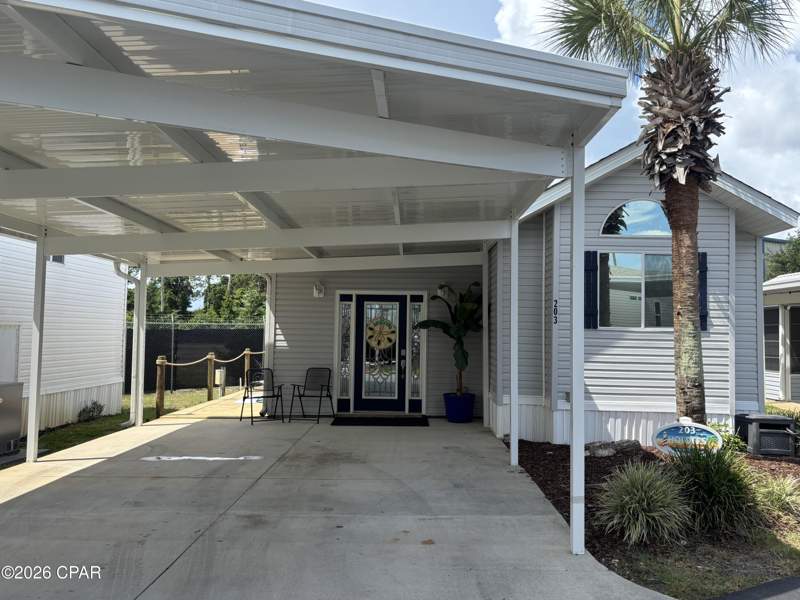 2 bedroom ManufacturedHome at 1219 Thomas 203, Emerald Pointe Resort, Panama City Beach — photo 2