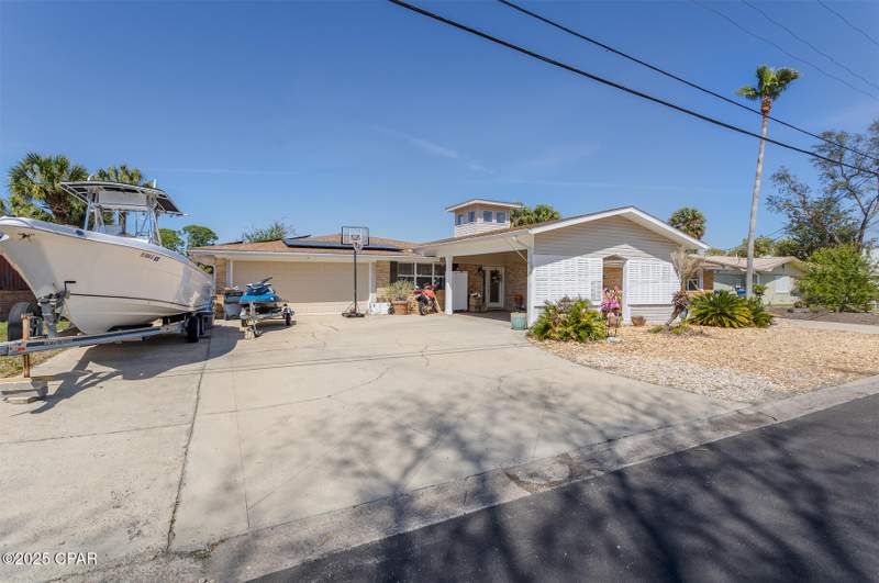 5 bedroom SingleFamilyResidence at 419 Bay Shore Drive, Woodlawn Unit 2, Panama City Beach — photo 3