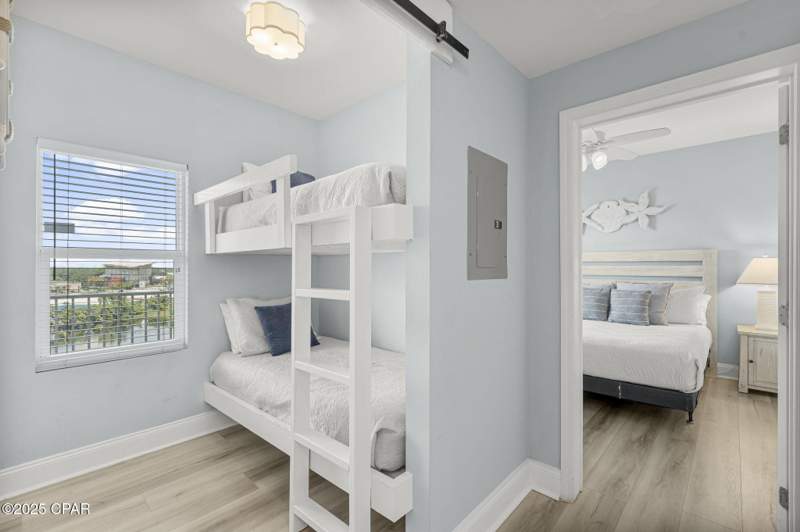2 bedroom Condominium at 9860 S Thomas 609 Drive 609, Laketown Wharf, Panama City Beach — photo 3