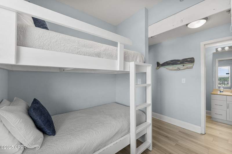 2 bedroom Condominium at 9860 S Thomas 609 Drive 609, Laketown Wharf, Panama City Beach — photo 5