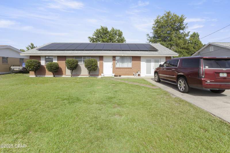 5 bedroom SingleFamilyResidence at 1912 Chestnut Avenue, Hentz 1st Add Unit B, Panama City — photo 2