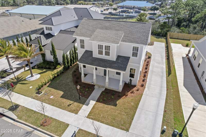 4 bedroom SingleFamilyResidence at 121 Charleston Court, Tapestry Park, Panama City Beach — photo 3