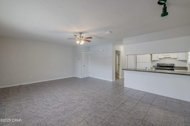 2 bedroom Condominium at 7813 N Lagoon Drive 4H, Greenwood Estates 5, Panama City Beach — photo 3