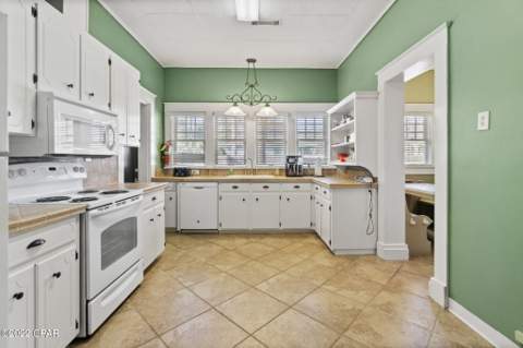 896 Main Street, Chipley FL - photo 7 of 42