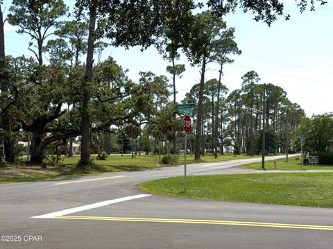 2203 Monument Avenue, Port St Joe FL - photo 19 of 28