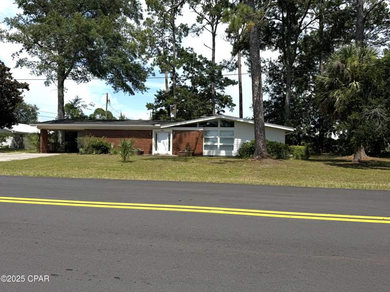 3 bedroom SingleFamilyResidence at 2203 Monument Avenue, St.Joseph Addition Unit No. 9, Port St Joe — photo 3